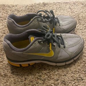 Women’s Nike Livestrong running shoes
